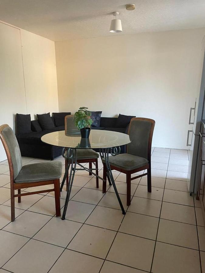 Single And Doubles Rooms Close To Central London Exteriör bild